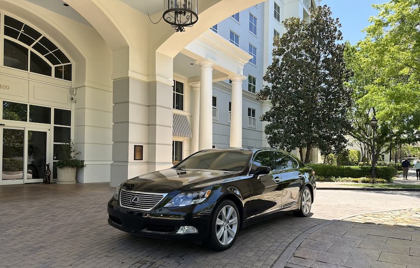 Lexus LS 600h L vehicle