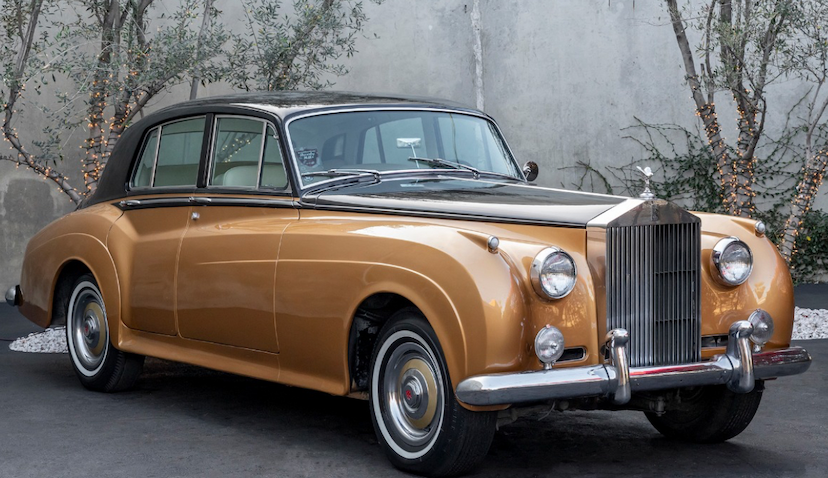 Rolls Royce Silver Cloud II Saloon vehicle